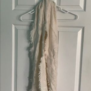 Kenneth Cole circle scarf